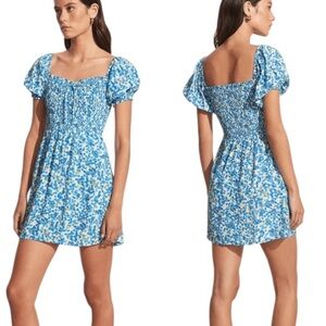 LN Faithfull the Brand Domenica Puff Sleeve Mini Dress in Lou Floral Blue - S